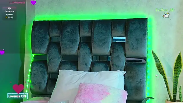 Taurito    online show from October 2025 05:07:02 AM