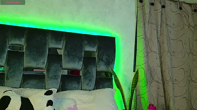 Taurito    online show from October 2025 06:14:01 AM