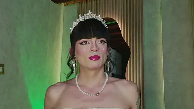 Taurito    online show from December 2025 01:43:01 AM