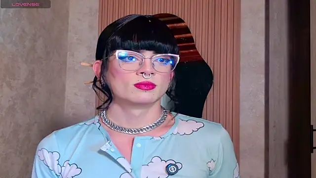 Taurito    online show from February 2026 11:16:01 PM