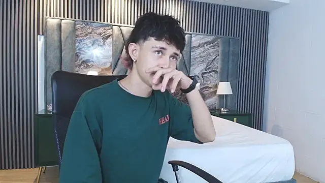 Michael blue online show from February 2026 07:44:02 PM