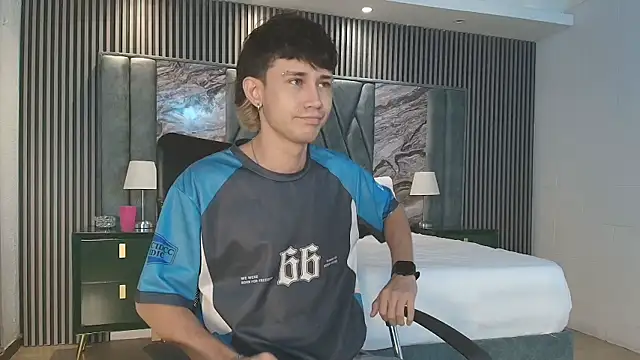 Michael blue online show from January 2026 12:00:01 PM