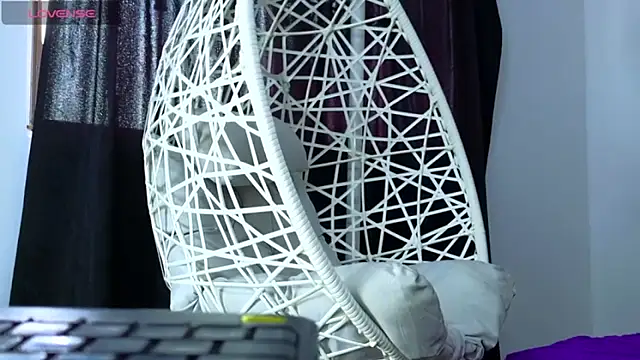 cuteeimy online show from October 2025 05:23:02 PM