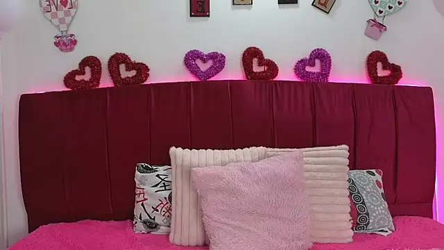 cuteeimy online show from February 2026 06:39:01 PM