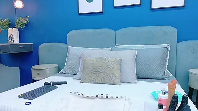 lixie peyton online show from December 2025 12:38:01 PM