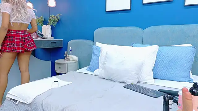 lixie peyton online show from November 2025 12:38:01 PM