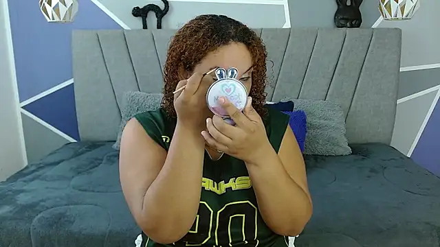 Yera carey online show from November 2025 12:27:02 PM