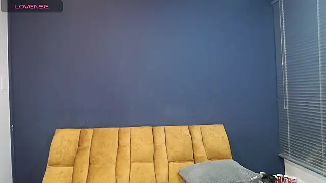 KendraaSimons online show from May 2026 07:40:02 PM