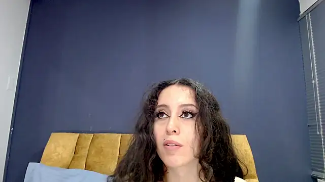KendraaSimons online show from October 2025 02:07:02 PM