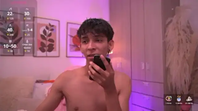 Sebas cat online show from December 2025 01:44:01 AM