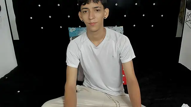 Sebas cat online show from April 2026 03:58:02 AM