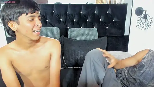 Sebas cat online show from October 2025 05:12:02 PM