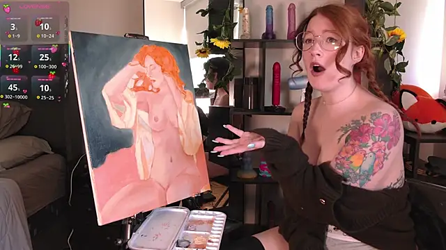 strawberryyfoxie online show from May 2026 02:12:01 PM