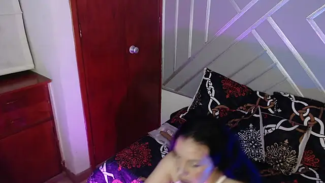 sashabluex online show from October 2025 02:34:01 AM