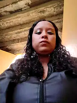 Snapshot of You-sexy-starr chatting on September 2025 06:57:01 PM You-sexy-starr online show from September 2025 06:57:01 PM