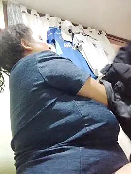 Snapshot of You-sexy-starr chatting on November 2025 01:48:02 PM You-sexy-starr online show from November 2025 01:48:02 PM