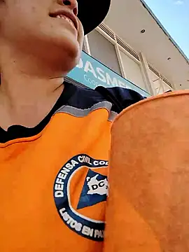 You-sexy-starr online show from December 2025 03:01:02 PM