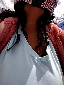 You-sexy-starr online show from May 2026 04:16:01 PM