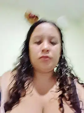 Snapshot of You-sexy-starr chatting on November 2025 10:45:01 PM You-sexy-starr online show from November 2025 10:45:01 PM