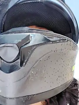 Snapshot of You-sexy-starr chatting on November 2025 04:06:02 PM You-sexy-starr online show from November 2025 04:06:02 PM