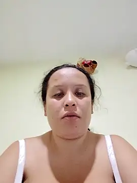 Snapshot of You-sexy-starr chatting on October 2025 04:02:02 AM You-sexy-starr online show from October 2025 04:02:02 AM