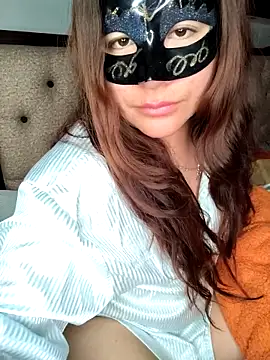 Snapshot of HotLaurha chatting on October 2025 04:25:01 AM HotLaurha online show from October 2025 04:25:01 AM