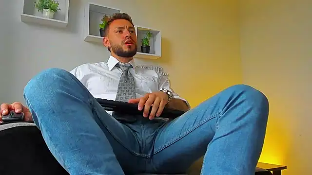 Snapshot of DIMITRI_MASTEER chatting on September 2025 08:42:01 PM DIMITRI MASTEER online show from September 2025 08:42:01 PM