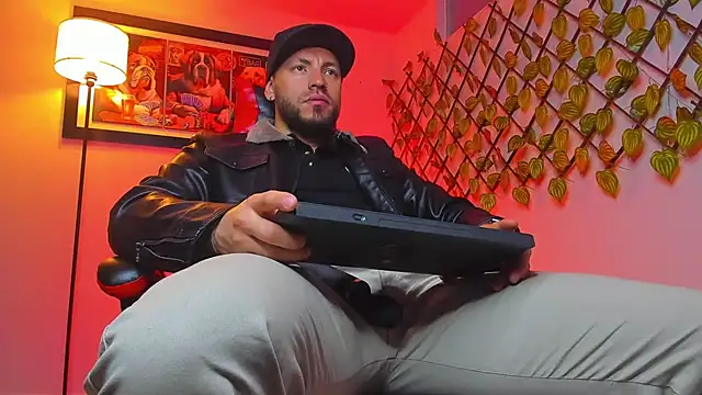 Snapshot of DIMITRI_MASTEER chatting on November 2025 09:59:02 PM DIMITRI MASTEER online show from November 2025 09:59:02 PM