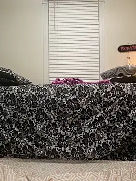 Snapshot of babykalirose chatting on February 2026 05:49:01 AM babykalirose online show from February 2026 05:49:01 AM