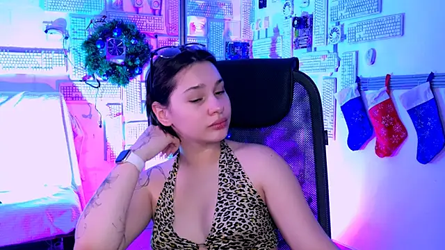 KimClarks  online show from January 2026 02:45:01 PM