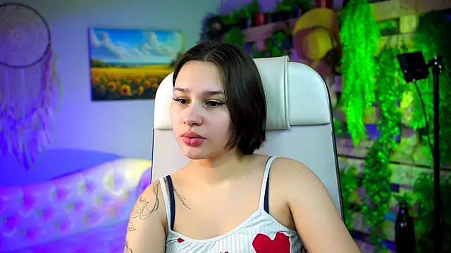 KimClarks  online show from February 2026 02:05:01 PM