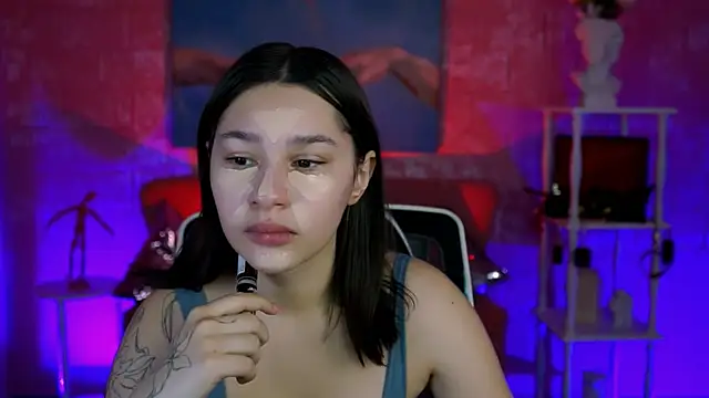 KimClarks  online show from December 2025 12:48:02 PM