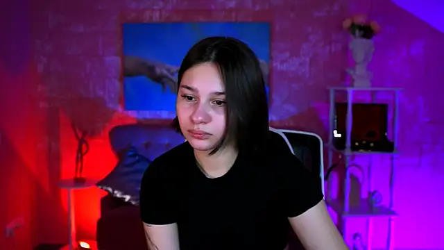 KimClarks  online show from April 2026 04:57:02 PM