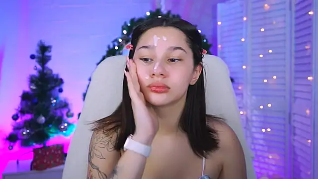 KimClarks  online show from December 2025 01:17:02 PM