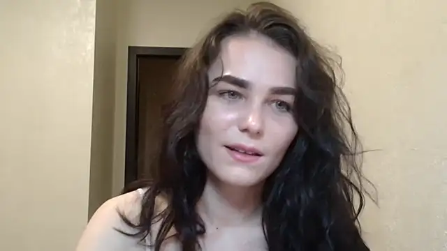 Silviaa a online show from February 2026 07:33:02 PM