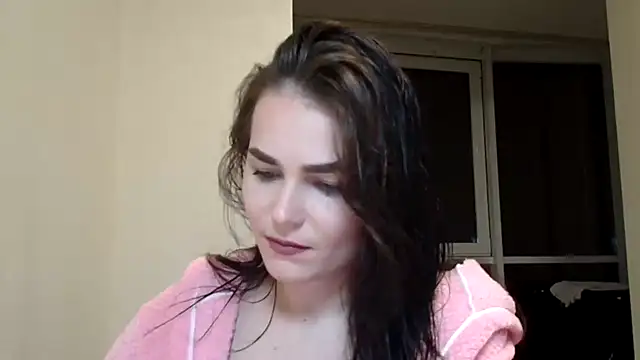 Silviaa a online show from November 2025 08:31:02 PM