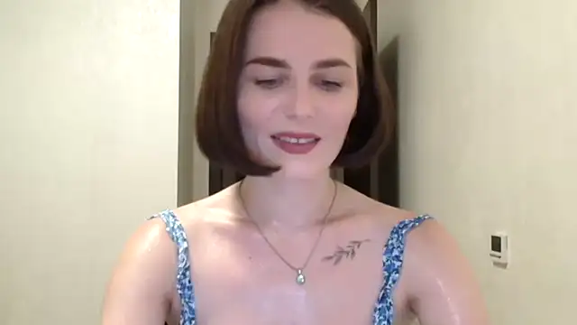 Snapshot of Silviaa_a chatting on June 2026 08:04:01 PM Silviaa a online show from June 2026 08:04:01 PM