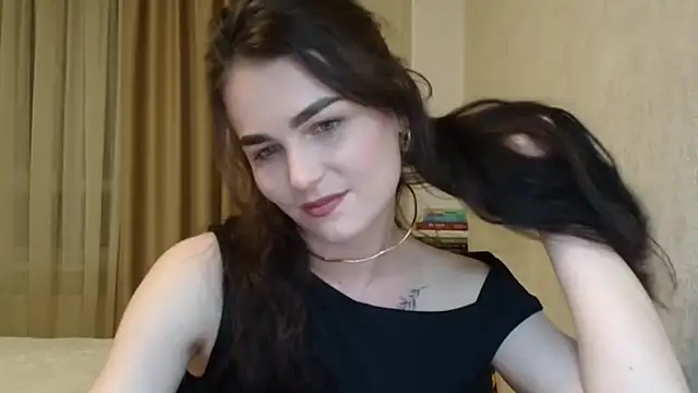 Silviaa a online show from March 2026 06:04:01 PM