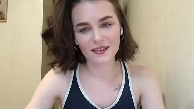 Silviaa a online show from May 2026 07:19:01 PM