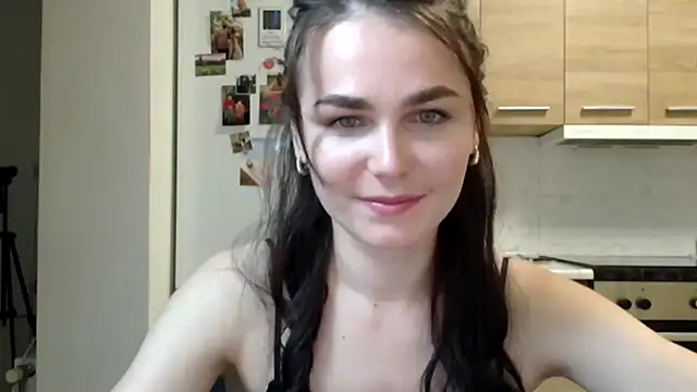 Snapshot of Silviaa_a chatting on October 2025 07:37:02 PM Silviaa a online show from October 2025 07:37:02 PM