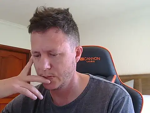 TroyDieselXXX online show from March 2026 07:09:01 AM