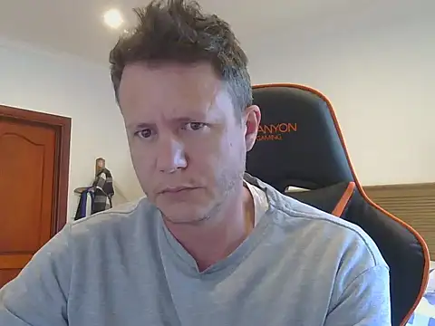 TroyDieselXXX online show from November 2025 04:15:02 AM