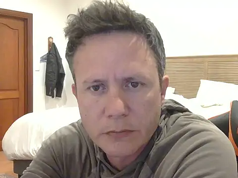 Snapshot of TroyDieselXXX chatting on June 2026 05:02:01 PM TroyDieselXXX online show from June 2026 05:02:01 PM