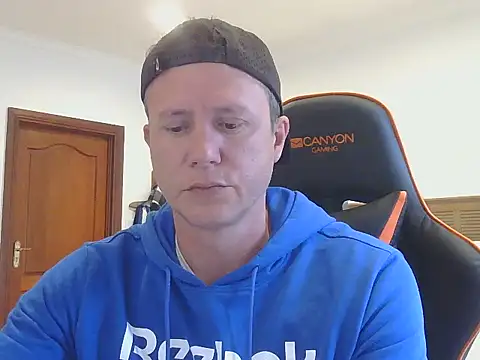 TroyDieselXXX online show from November 2025 05:35:02 AM