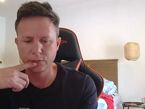 TroyDieselXXX online show from December 2025 06:58:02 AM