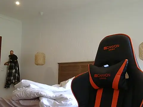 TroyDieselXXX online show from February 2026 06:27:01 AM