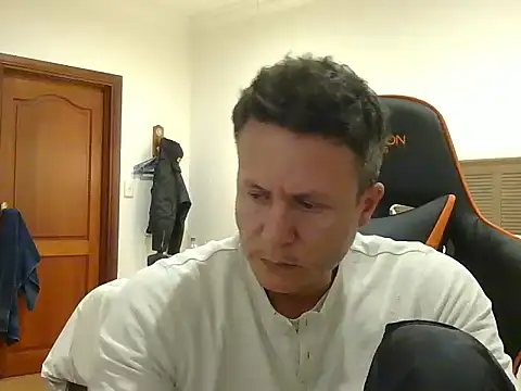 TroyDieselXXX online show from May 2026 07:12:01 PM