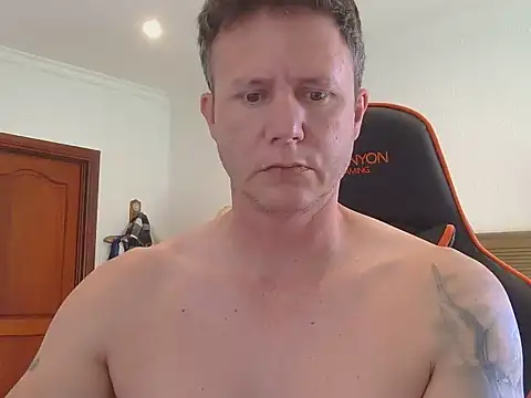 TroyDieselXXX online show from November 2025 06:28:02 AM