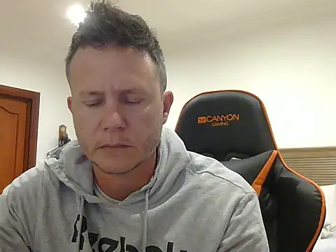 TroyDieselXXX online show from March 2026 04:03:02 AM