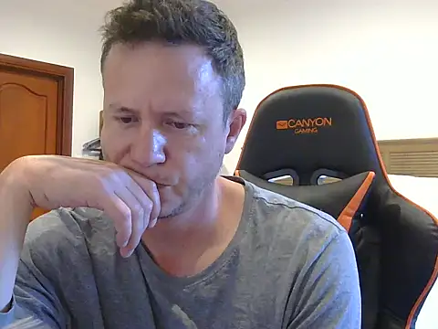 TroyDieselXXX online show from May 2026 05:04:01 AM